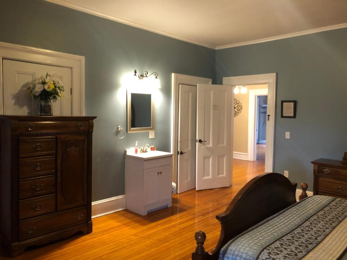 Cook Mansion Bed & Breakfast Montour Falls Dış mekan fotoğraf