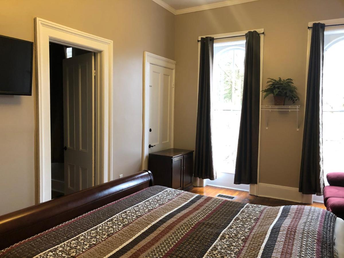 Cook Mansion Bed & Breakfast Montour Falls Dış mekan fotoğraf