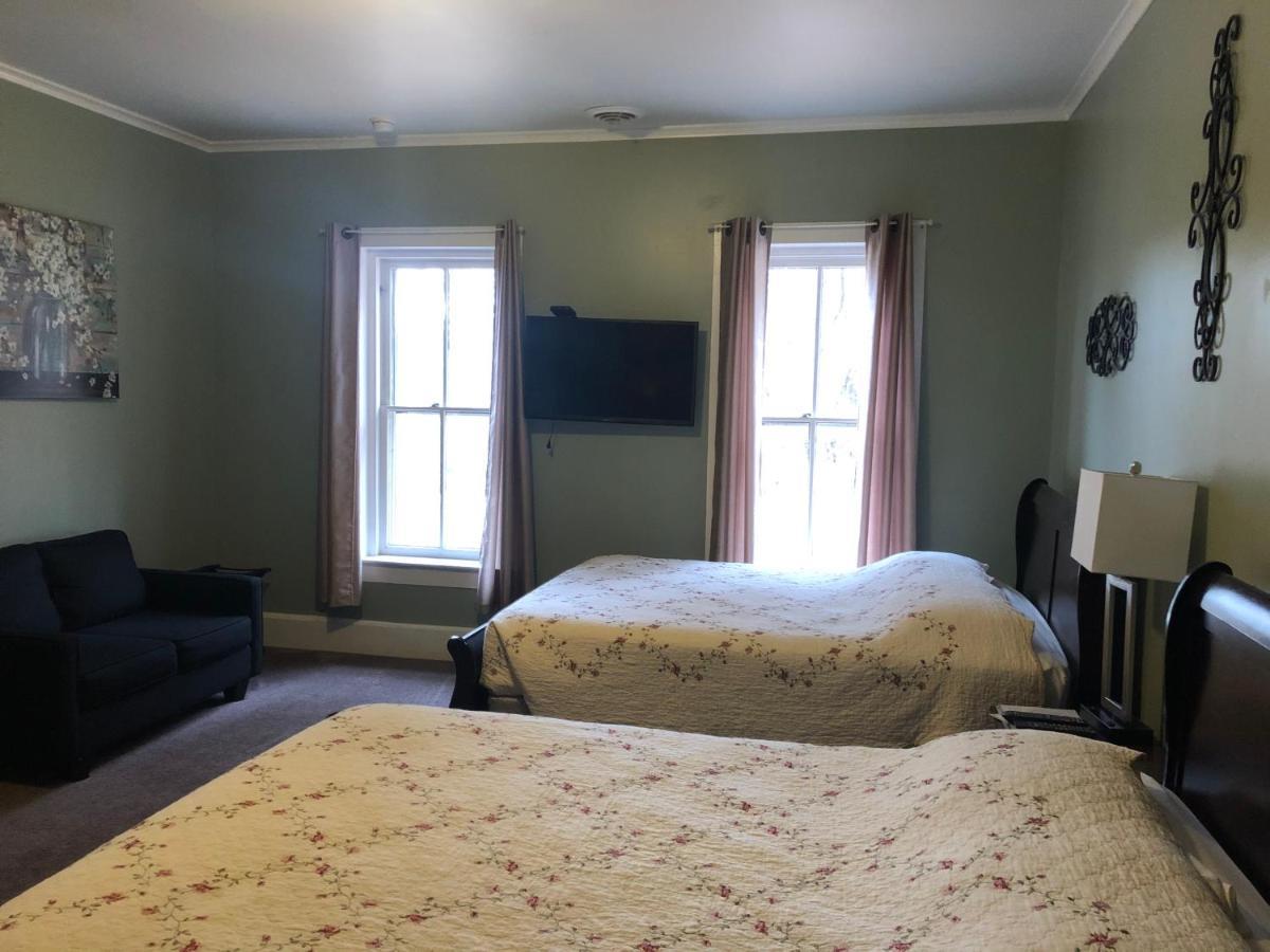 Cook Mansion Bed & Breakfast Montour Falls Dış mekan fotoğraf